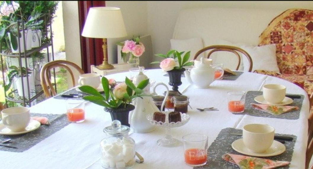 La Maison Du Bourg B&B Puisseguin Zewnętrze zdjęcie