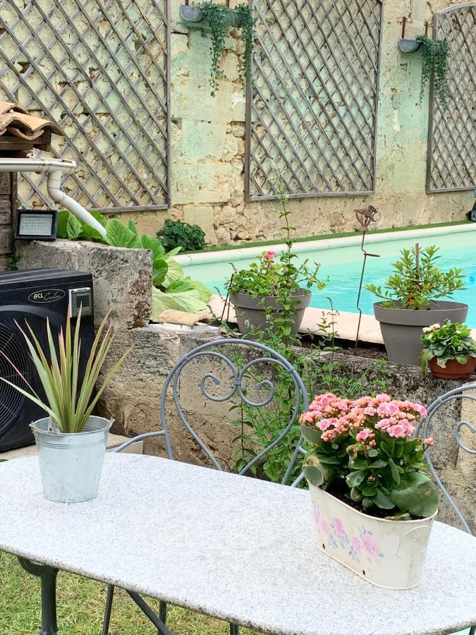 La Maison Du Bourg B&B Puisseguin Zewnętrze zdjęcie